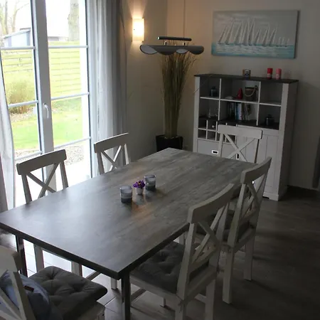 Traditionelles Reethaus Direkt An Der Ostsee بيت للعطل